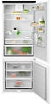 Холодильник Electrolux E7TNGE75S 700 TwinTech NoFrost встр. 188 см